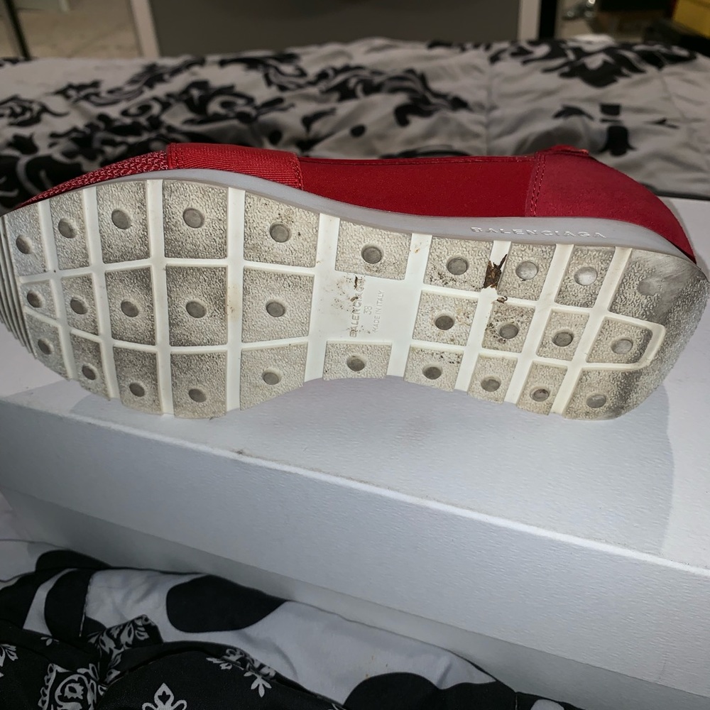 Shoes - Picture 3 of 4